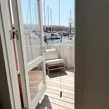 Cozy Harbor House In Nibe