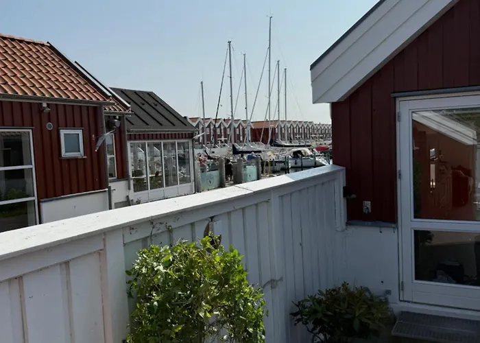 Cozy Harbor House In 펜션