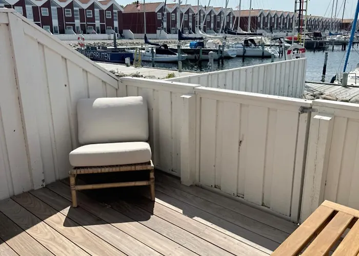 Cozy Harbor House In 펜션 *